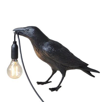 Gothic Raven Lamp – Vintage Resin Bird Lamp for Home Decor, Mysterious Crow Table Light