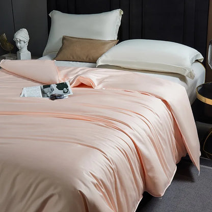 NORA Mulberry Silk Filling Comforter