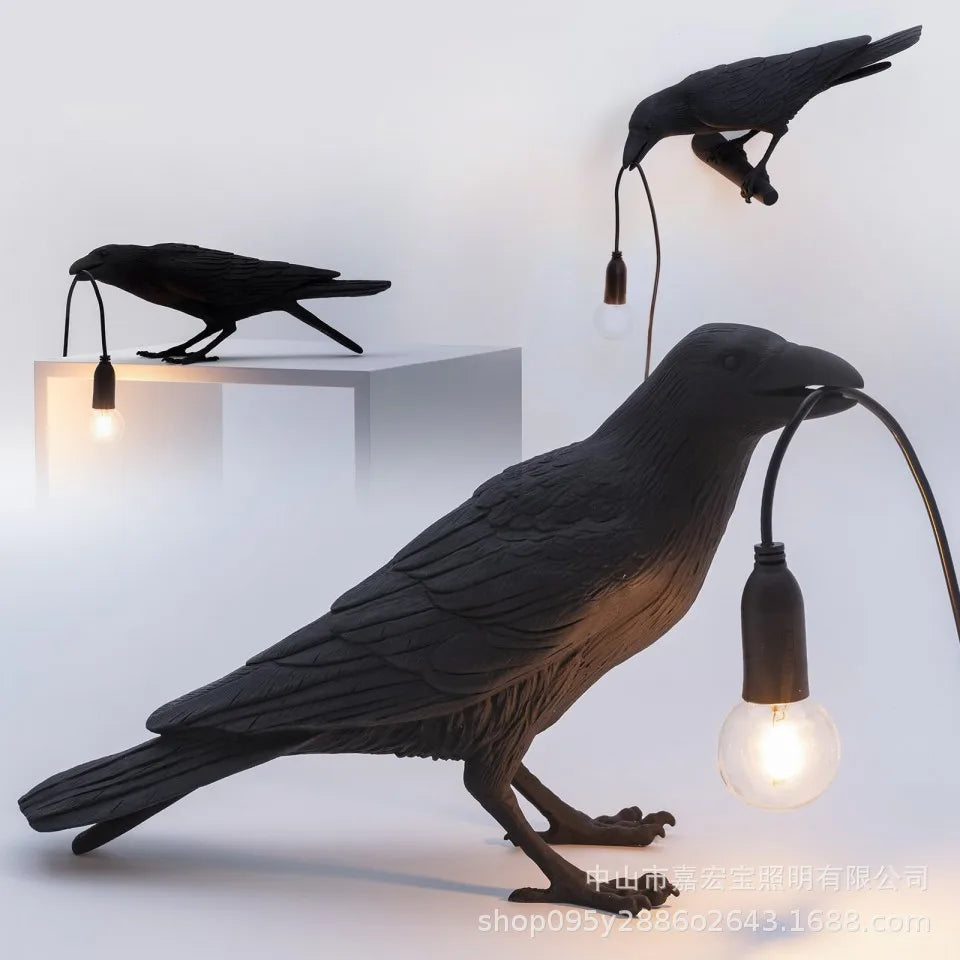 Gothic Raven Lamp – Vintage Resin Bird Lamp for Home Decor, Mysterious Crow Table Light