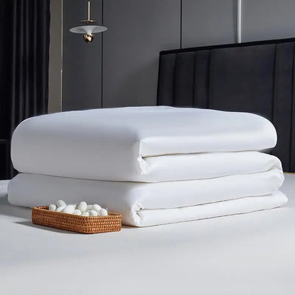 NORA Mulberry Silk Filling Comforter