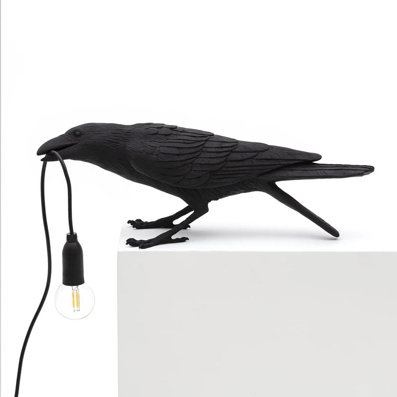 Gothic Raven Lamp – Vintage Resin Bird Lamp for Home Decor, Mysterious Crow Table Light