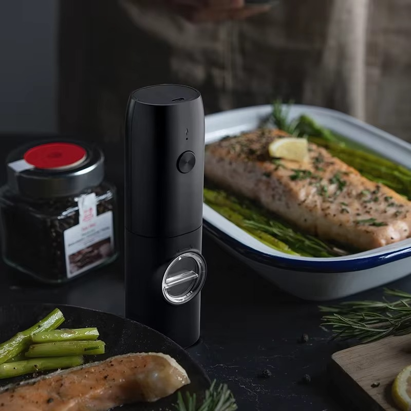 Electric Automatic Salt and Pepper Grinder Set – Rechargeable USB Gravity Grinder