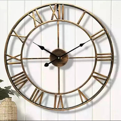 Moderne große 3D-Wanduhr mit römischen Ziffern