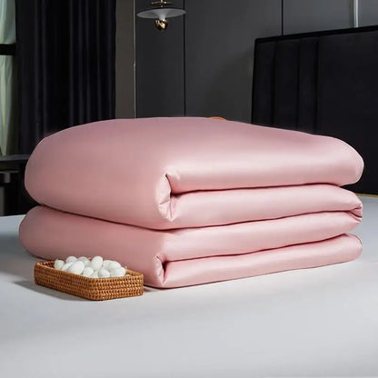 NORA Mulberry Silk Filling Comforter