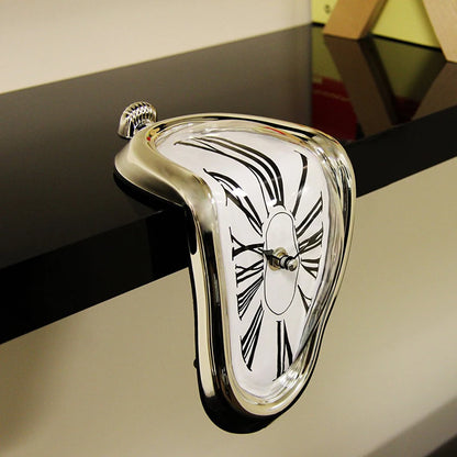 Salvador Dali Surrealistic Distorted Melting Clock - Homevalley.co.uk