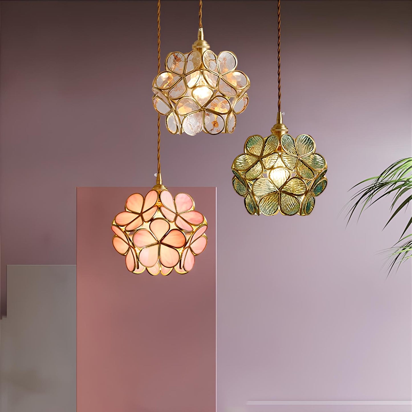 Tiffany Glass Flower Pendant Lamp - Homevalley.co.uk