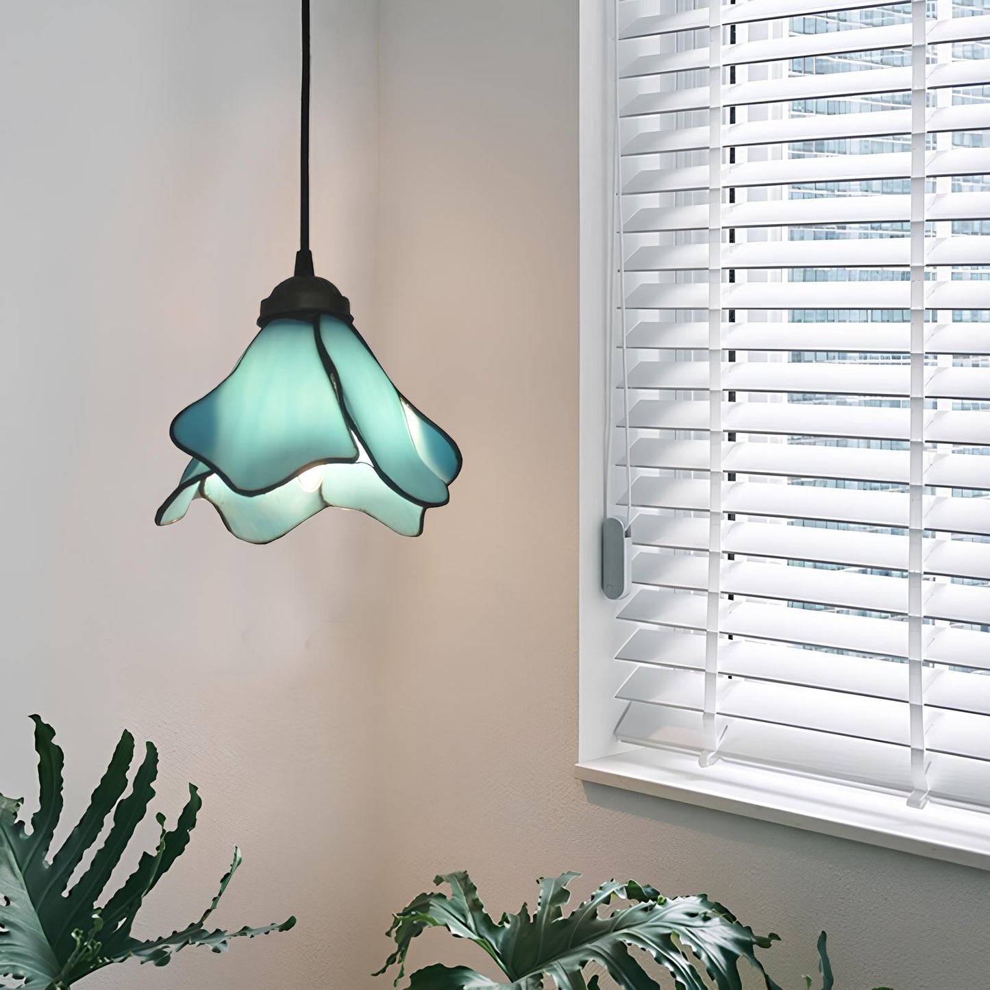 Tiffany Lotus Pendant Ceiling Lamp - Homevalley.co.uk